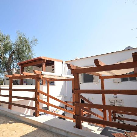 Felicity Vieste Exterior foto
